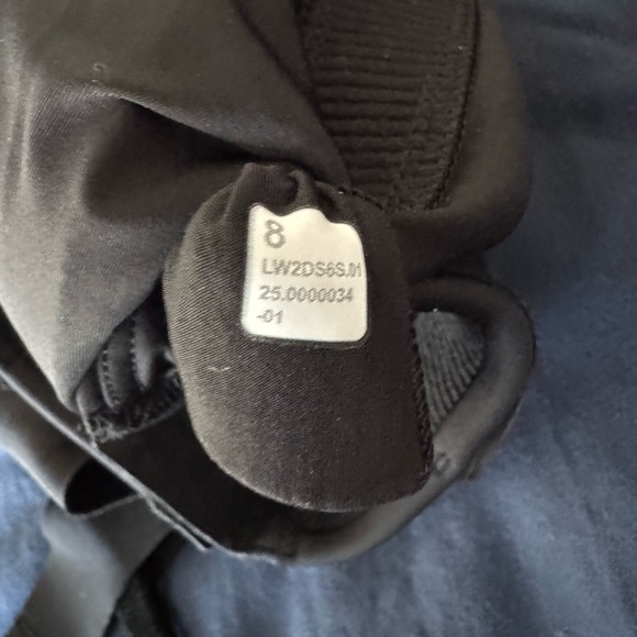 Lululemon Ultralu square neck sports bra D/DD size 8 - Picture 3 of 5